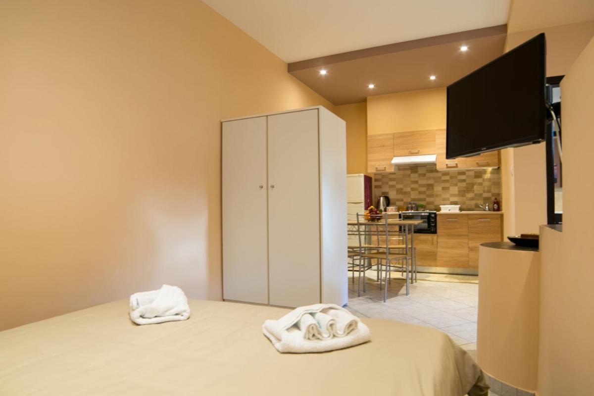 Sunset Apartments Free Shuttle From Athen'S Airport Spata  Exterior photo